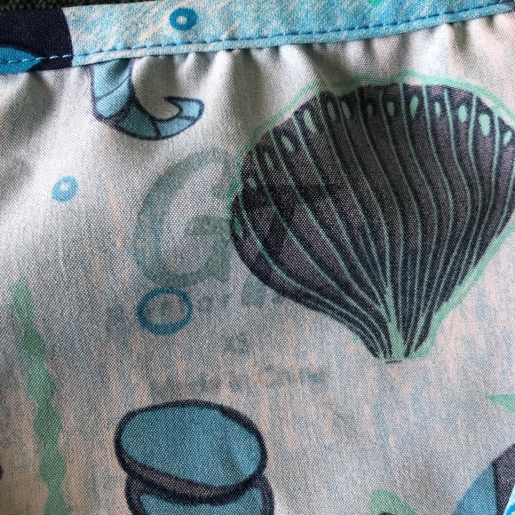 Under The Sea Scrub Top - Picture 2 of 4